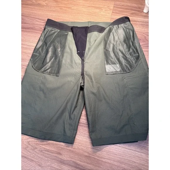 Quicksilver Swim Trunks Board Shorts  Snap Fly Men's  Green Size 40 - Picture 6 of 11